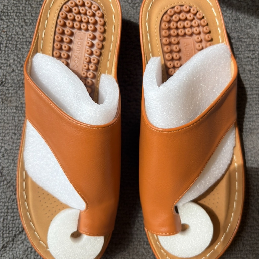 Brand New Brown Aomigoct Brand SandalsWedges